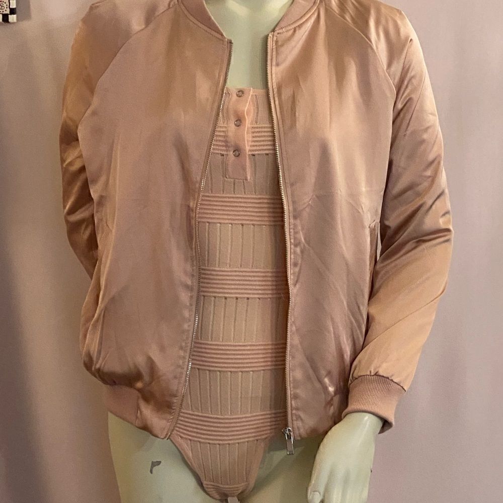 NWT Missguidded Bodysuit - Picture 5 of 7